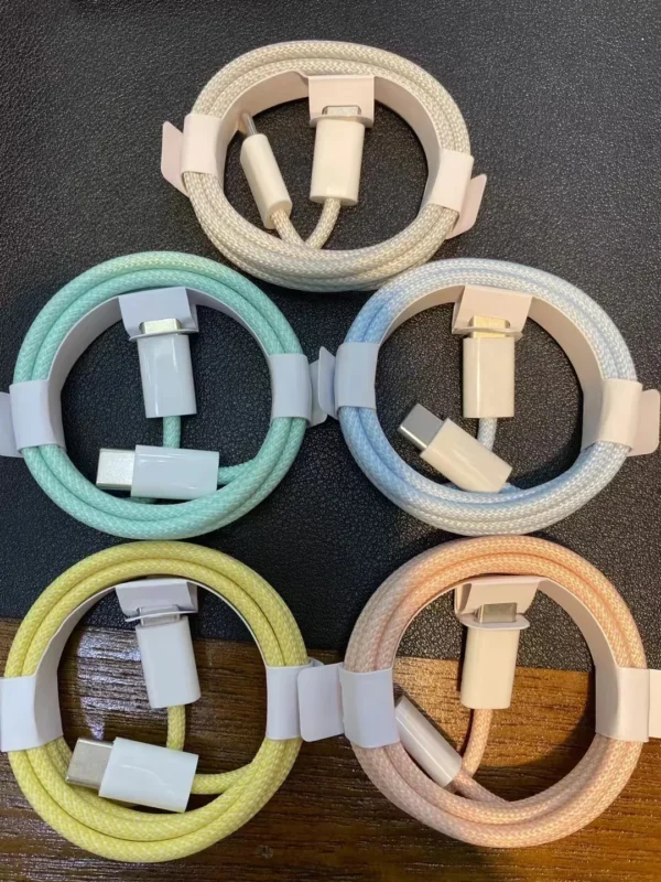 4213567e-e7bc-4eac-8fd0-05cfbde5fdaa Cable USB-C de Carga Rápida (1 Metro) – Modelo A2795