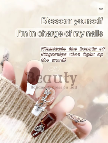 Uñas completas 10 piezas con diamantes de imitación y perlas