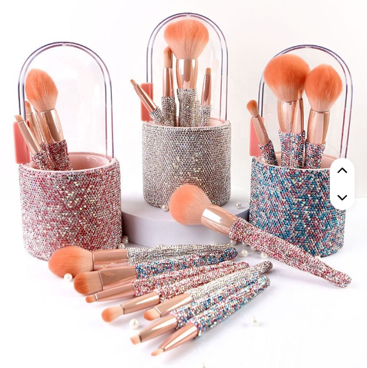 BROCHAS 1 Juego de brochas mas estuche diamantado