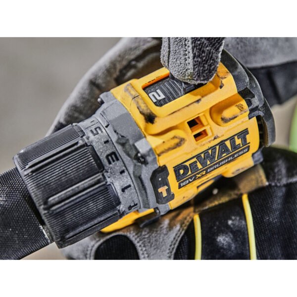 Kit de Taladro Atornillador de Impacto DEWALT DCD805 con 2 Baterías POWERSTACK 5.0Ah